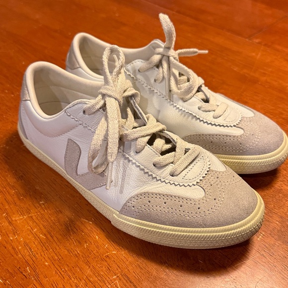 Veja Volleys - Picture 2 of 10